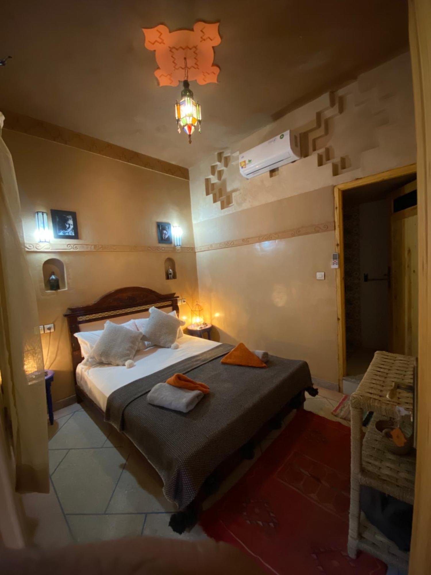 Berber Nomad Kasbah Bed & Breakfast Nkob Exterior foto