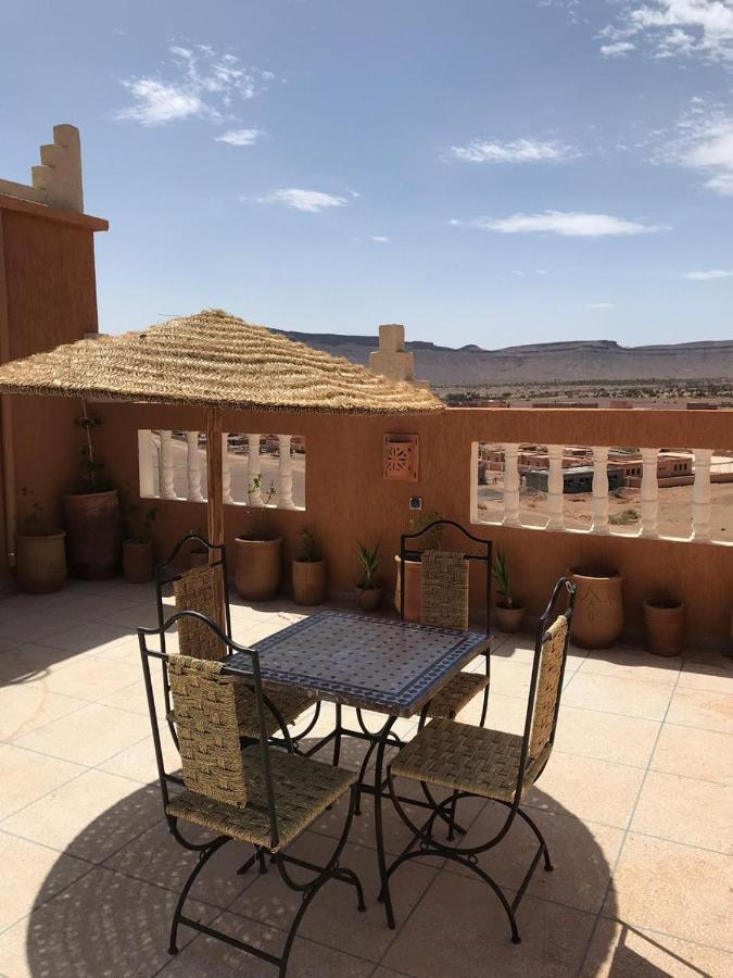 Berber Nomad Kasbah Bed & Breakfast Nkob Exterior foto